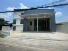 ให้เช่าโฮมออฟฟิศพร้อมโกดัง มีห้องพักย่านท่าอิฐ บางรักน้อย นนทบุรี