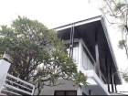 ให้เช่าบ้านเดี่ยว 2 ชั้น 70 ตรว. 3 ห้องนอน ใจกลาง CBD ถนนพระรามที